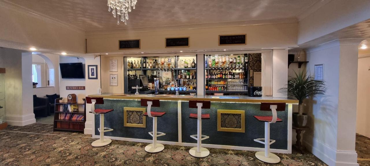 Hotel Royal Pier à Sandown Extérieur photo