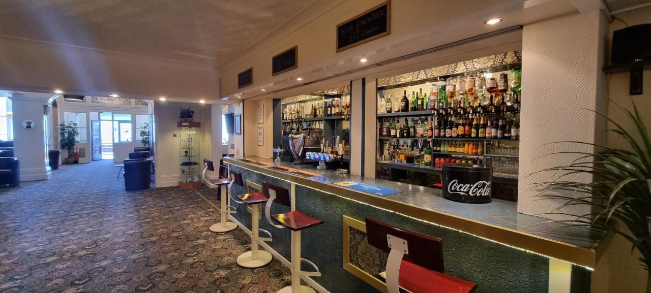 Hotel Royal Pier à Sandown Extérieur photo