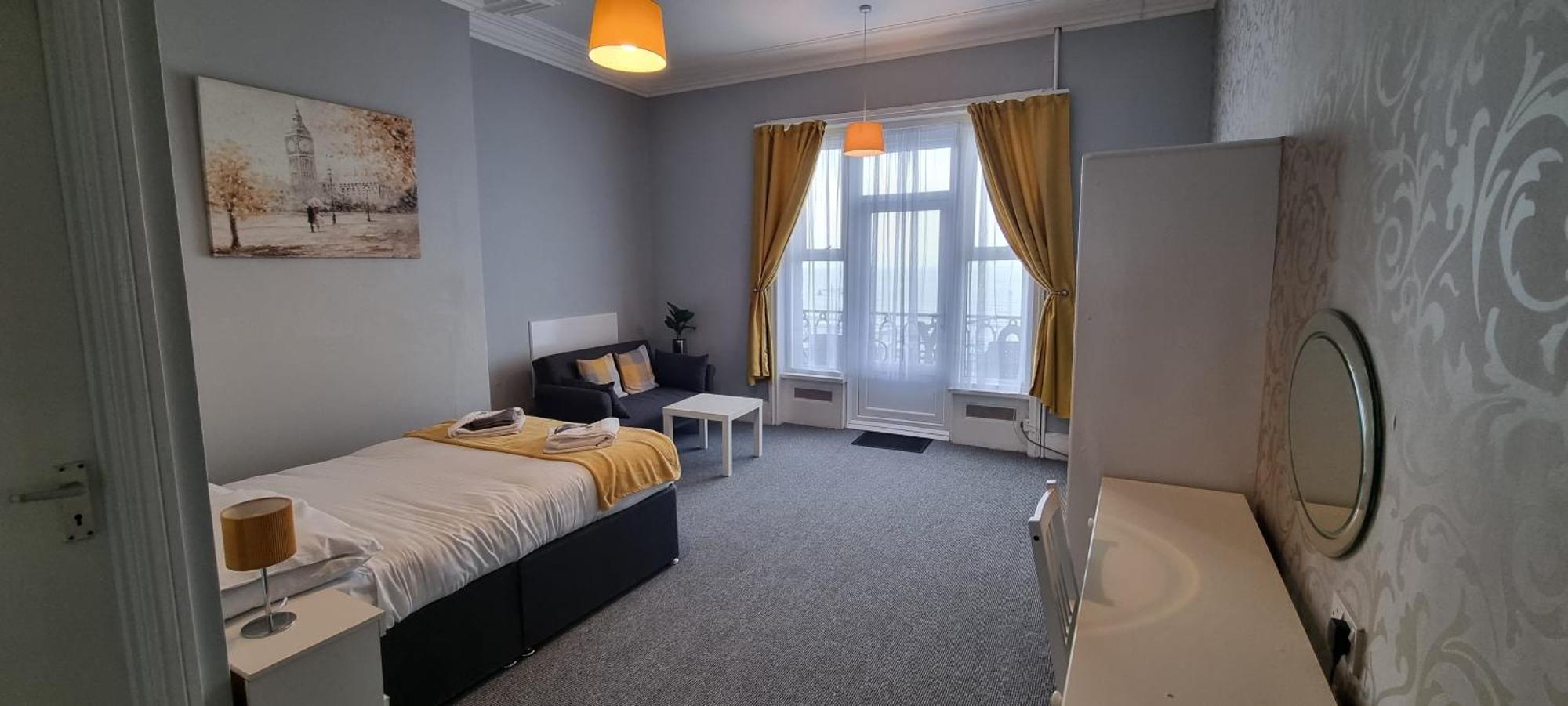 Hotel Royal Pier à Sandown Extérieur photo