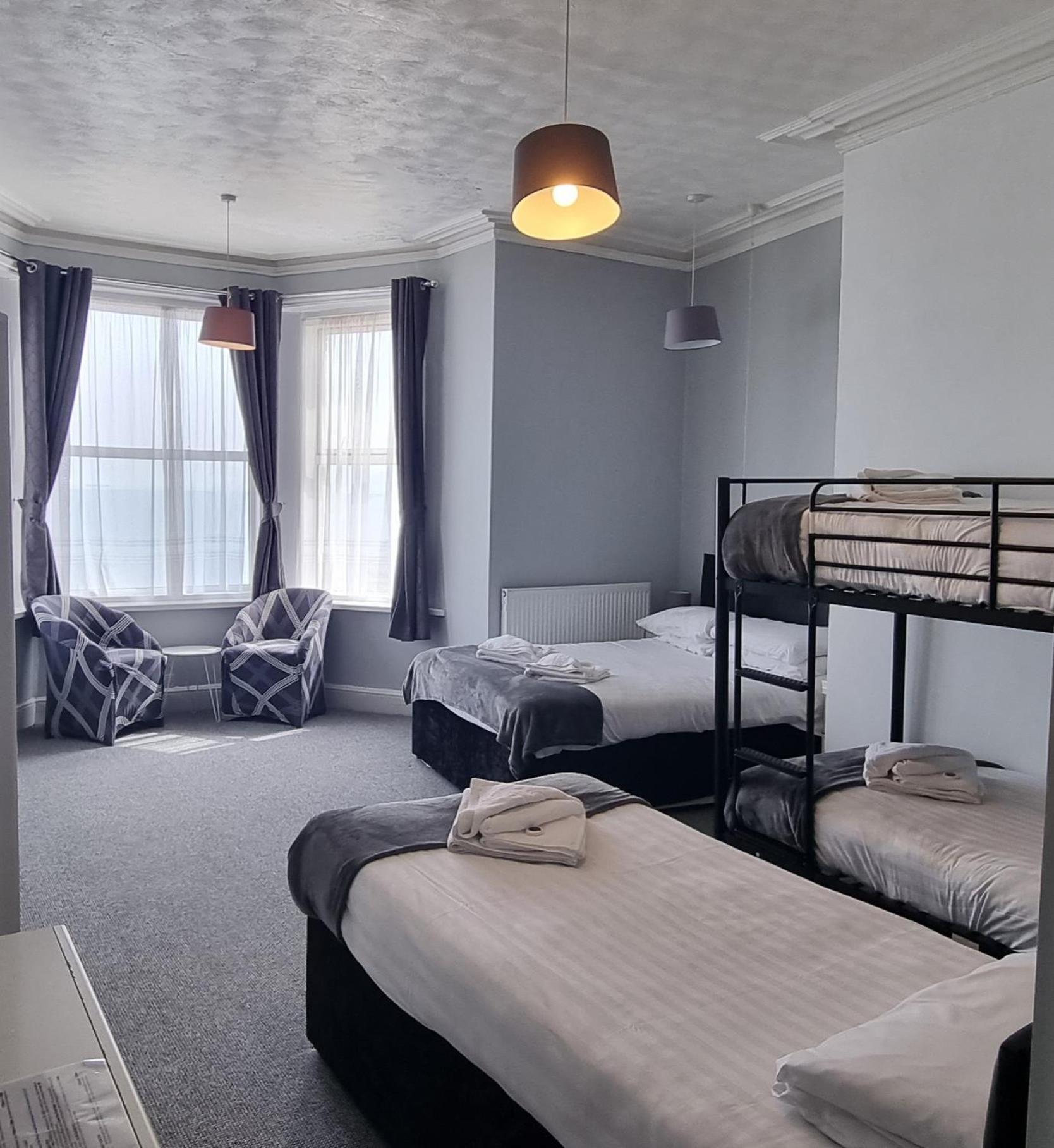 Hotel Royal Pier à Sandown Extérieur photo