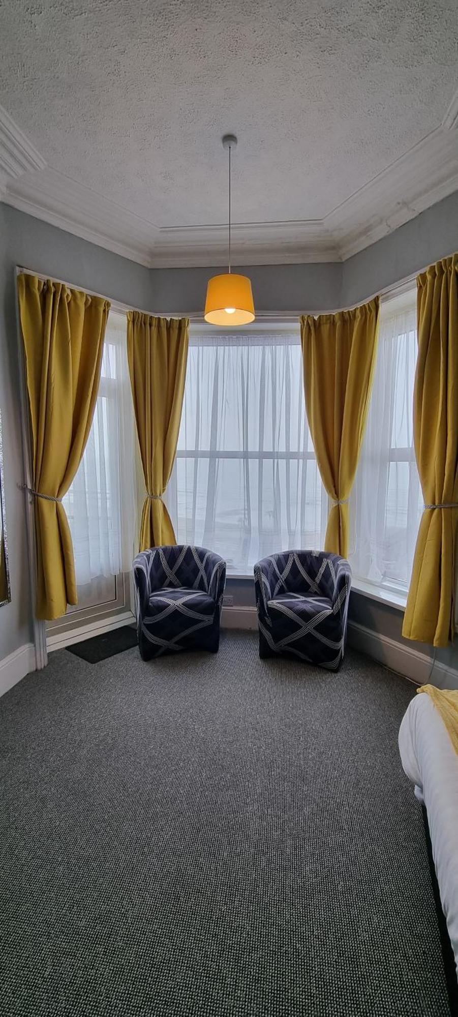 Hotel Royal Pier à Sandown Extérieur photo