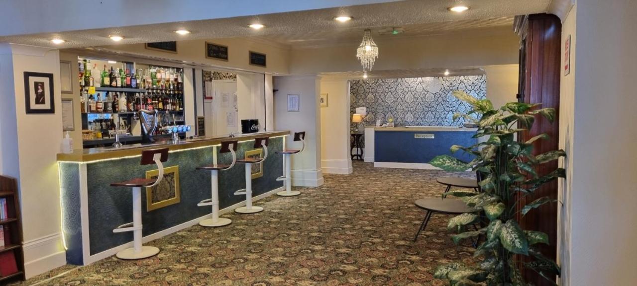 Hotel Royal Pier à Sandown Extérieur photo