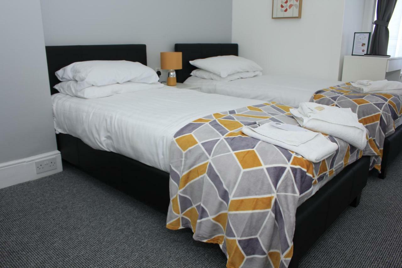 Hotel Royal Pier à Sandown Extérieur photo